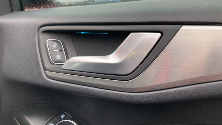 Ford Focus 1.0 EcoBoost 125 Titanium 5dr Petrol Hatchback